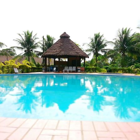 Cesar'S Tropical Hotel 图纳里镇 外观 照片