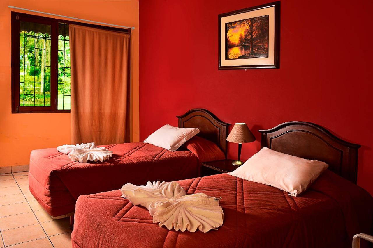 Cesar'S Tropical Hotel 图纳里镇 外观 照片